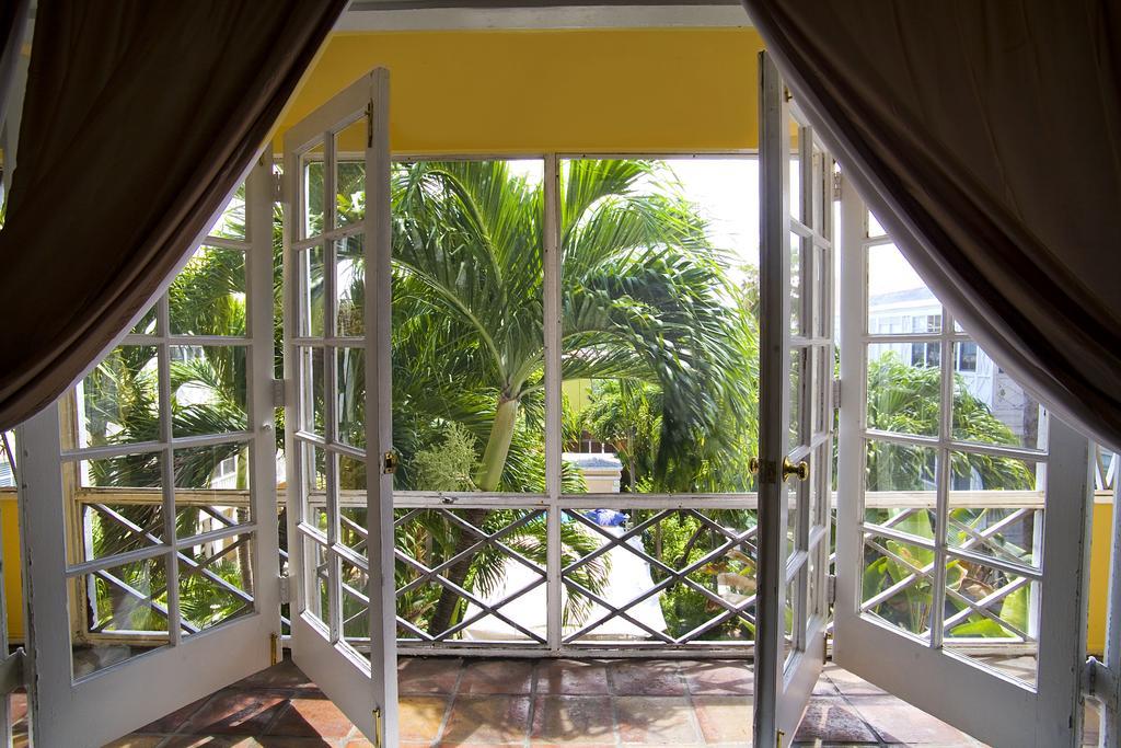Sadigo Court Hotel Miami Beach Exterior foto